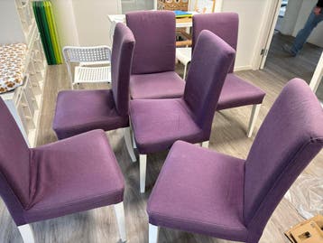 Set van 6 paarse eetkamerstoelen, gratis