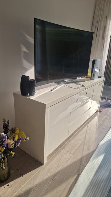 Modern hoogglans wit dressoir - 197l x52b × 79h