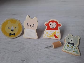 4 houten dieren kapstokhaken - GRATIS