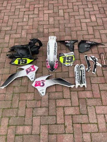 KTM plastic kit!