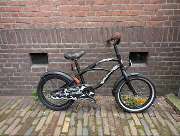 Kinderfiets Black Cruiser 16-20 inch - Gebruikt