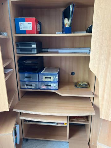 Compact thuiskantoor/bureaukast op wielen