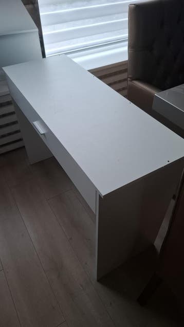 Wit bureau met lade - Ideaal voor thuiswerkplek