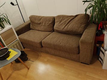 Comfortabele tweezitsbank - Bruin stof