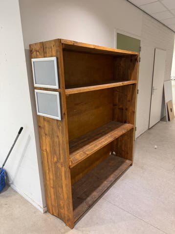 Gratis: Stoere solide steigerhouten kast - 180x160x40 cm