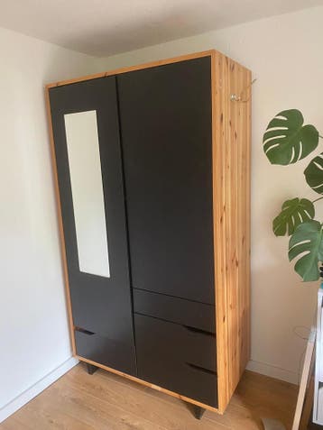 Kledingkast hout 118x208x60 - Gratis af te halen