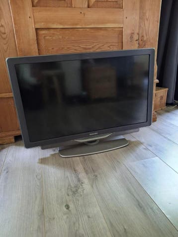Philips televisie met Ambilight -  gratis af te halen