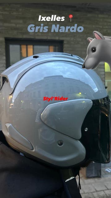 Arai helmet new 160€ met all and intercom