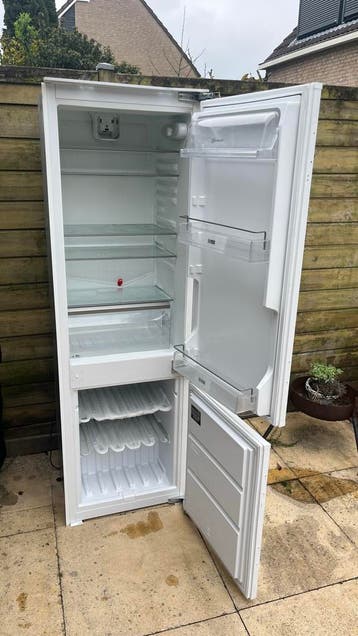 Bauknecht inbouw koel-vriescombinatie (zonder vrieslades)