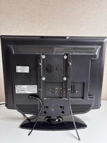 LG 22LG300C LCD TV - 22 inch - Zonder afstandsbediening