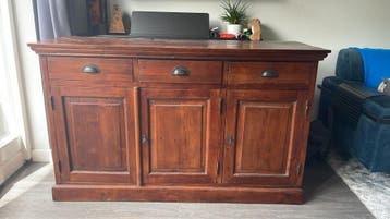Klassiek Dressoir, nog goede kwaliteit!