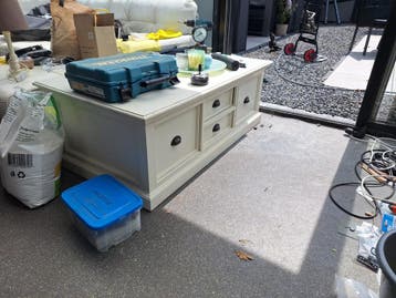 Salontafel met lichte beschadigingen (GRATIS)