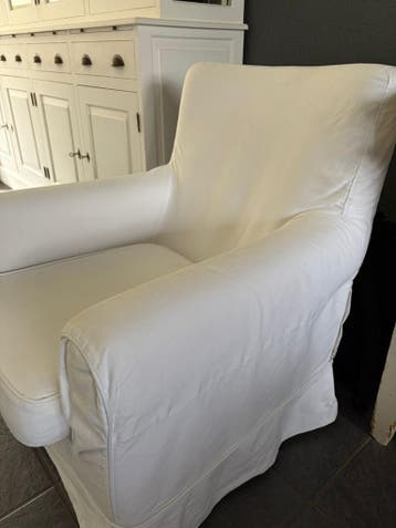 GRATIS Comfortabele witte Ikea fauteuil met afneembare hoes