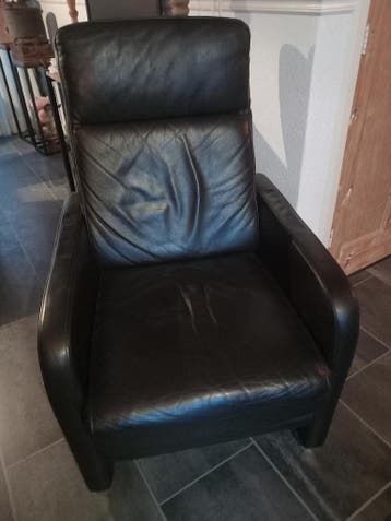 2 stoelen gratis af te halen