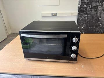 Oven