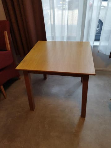 Gratis afhalen - Tafel 80x80cm
