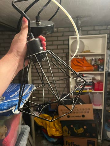 Zwarte metalen draadlamp - Industriële hanglamp