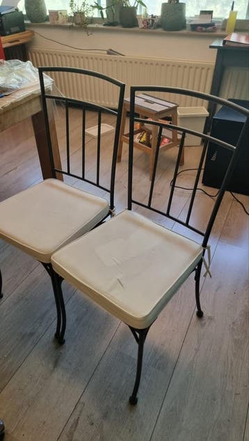 2 stoeltjes