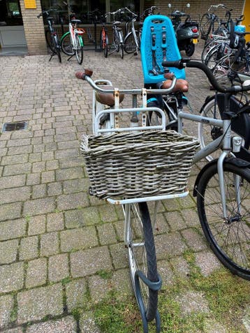 Gebruikte fiets met mand - Gratis op te halen