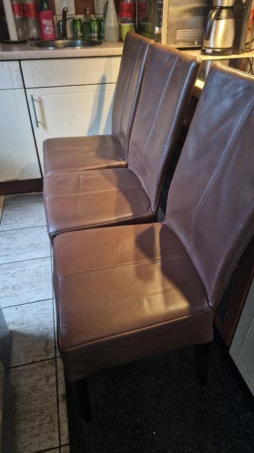 3 leren stoelen, gratis ophalen