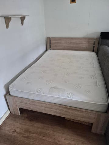 Gebruikt matras 140x200cm, ophalen in Nijmegen Centrum