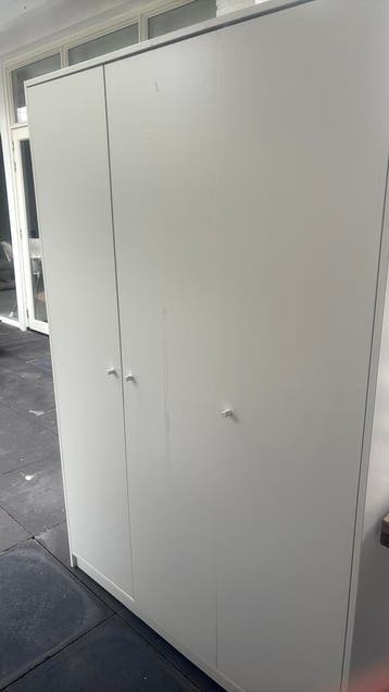 3 deurs kledingkast wit
