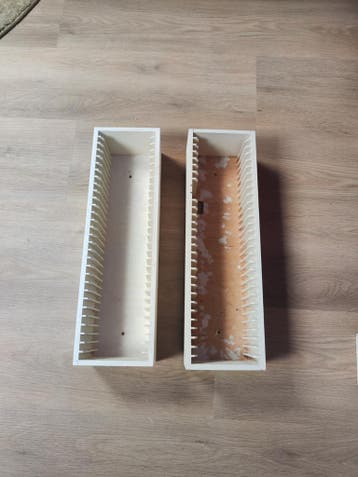 13 gebruikte CD opbergboxen in diverse staten
