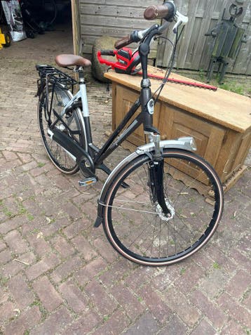 2 damesfietsen gratis op te halen