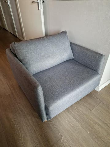 Grijze slaapfauteuil / slaapstoel