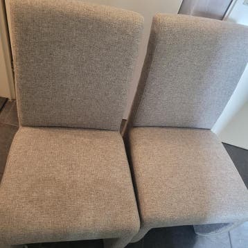 2 stoelen