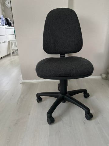 Bureaustoel gratis af te halen (mechanisme defect)