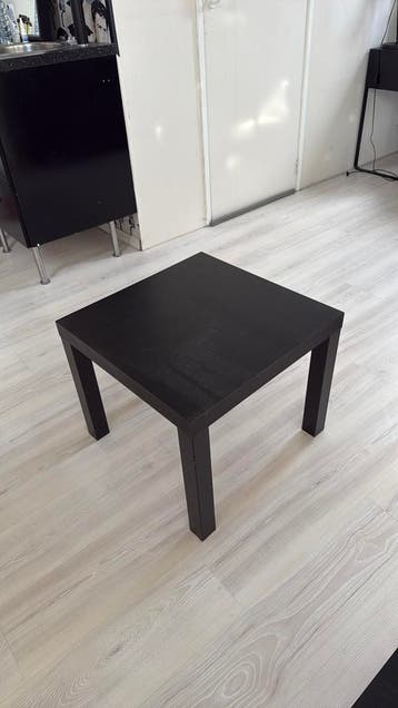 Kleine bijzettafel