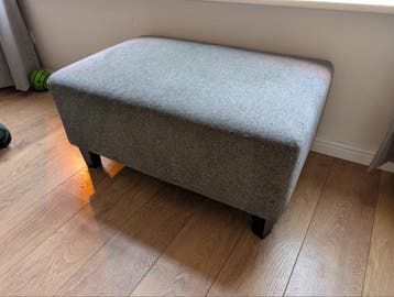 Gratis Hocker / Poef / Voetenbankje - Grijs