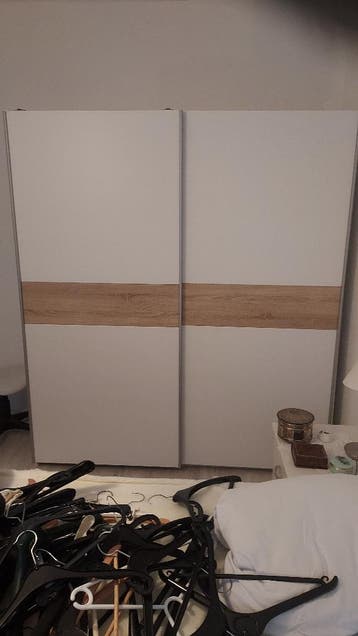 Gratis kledingkast