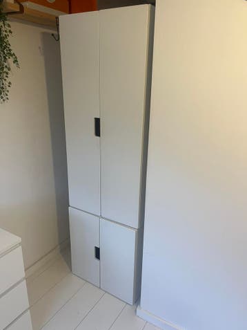 Gratis kleding kast