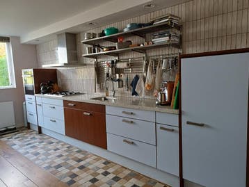 GRATIS OPHALEN 14, 15 OF 16 MEI: keuken 490 cm