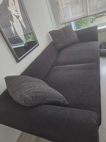 Comfortabele zwart  met kussens