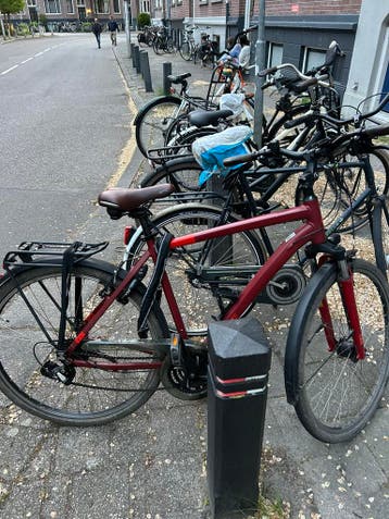 is dit jouw fiets? - CUBE sportfiets rood