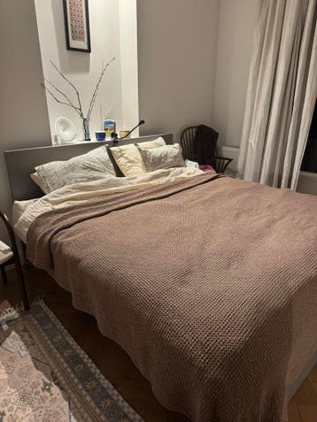 Gratis ikea bed MALM (without matras)