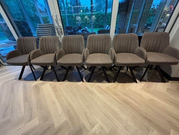 GRATIS af te halen - 6 Eetkamerstoelen