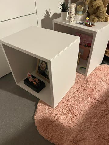 2 IKEA ophang kubussen