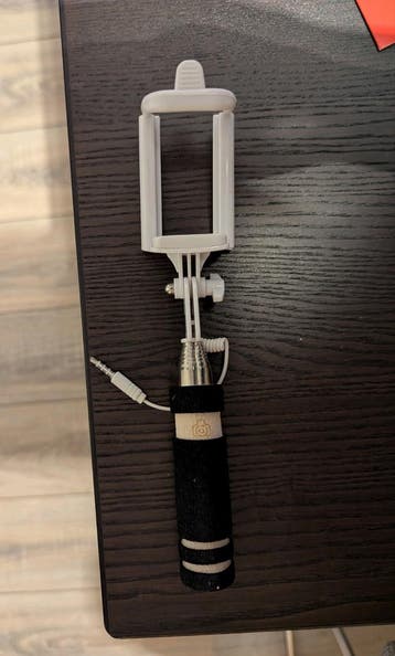 Gratis - opvouwbare selfiestick