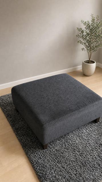 Gratis: Mooie antraciet hocker / salontafel (90x90 cm)