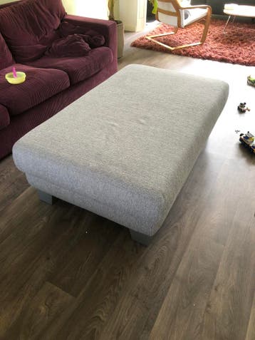 Hocker grijs