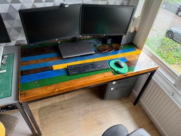 Burea met epoxy blad