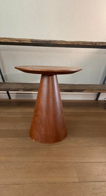 Gratis afhalen retro look planten / bijzet tafel