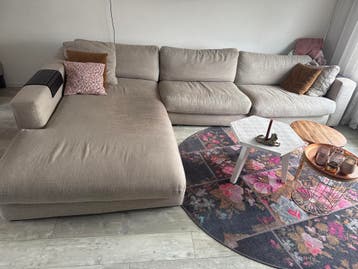 Grote comfortabele hoekbank, beige