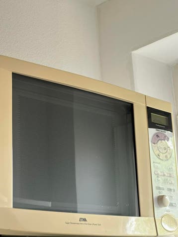 Gratis ophalen! Magnetronoven Etna