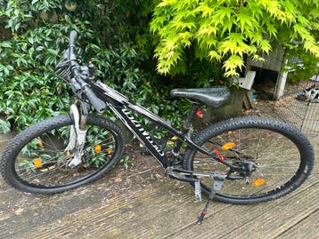 24 inch Specialized Mountainbike - Zwart/Wit - Gebruikt