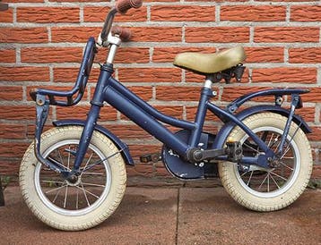 Mooie stevige kinderfiets , 12 inch / bv voor op  camping